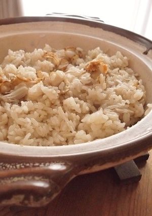 ホタテのガリバタ醤油炊き込みご飯-レシピのメイン写真