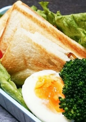 お好み風ホットサンドンドのお弁当-レシピのメイン写真
