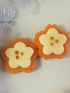 キャラ弁 人参のお花-レシピのメイン写真