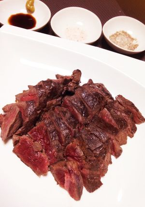昆布〆で熟成☆牛肉のたたき-レシピのメイン写真