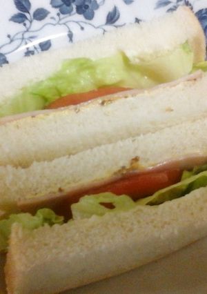 粒マスタードで簡単美味しいトマトサンド-レシピのメイン写真