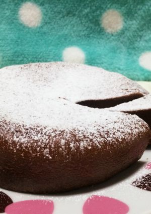 材料4つで簡単！炊飯器でガトーショコラ♡-レシピのメイン写真