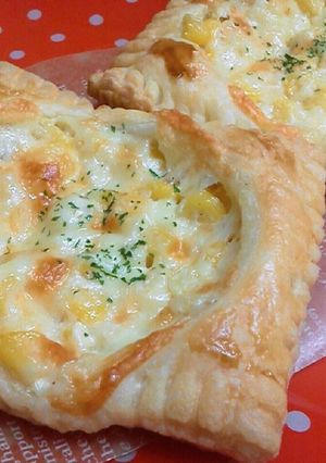 パイ生地で簡単！マヨコーンチーズのパイ♪-レシピのメイン写真