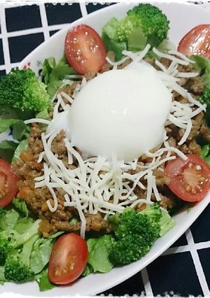 野菜たっぷり簡単サラダPlusタコライス-レシピのメイン写真