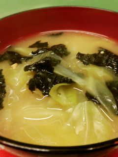 キャベツと海苔の味噌汁♪-レシピのメイン写真
