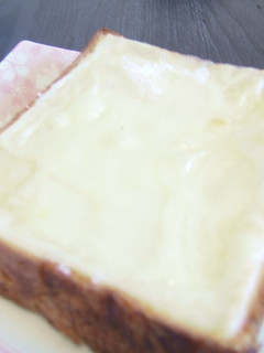 簡単!あま~いチーズパン-レシピのメイン写真