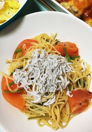 余ったバーニャカウダソースで簡単パスタ-レシピのメイン写真