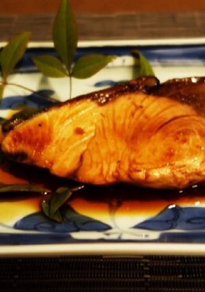 フライパンひとつで簡単♪ぶりの照り焼き-レシピのメイン写真