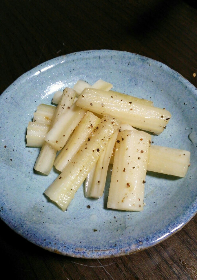 しょうが湯の粉で☆セロリのピクルス-レシピのメイン写真