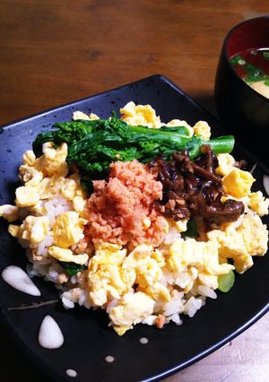 春の行楽弁当にも！！菜の花のちらし寿司-レシピのメイン写真