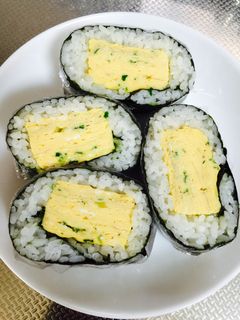 ランチに だし巻きの おにぎらず-レシピのメイン写真