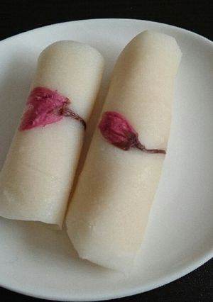 チーズ餡の桜だんご-レシピのメイン写真