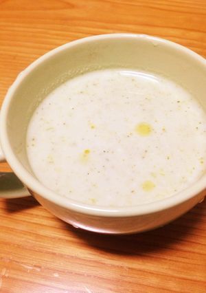 カリフラワーとブロッコリーの茎ポタージュ-レシピのメイン写真