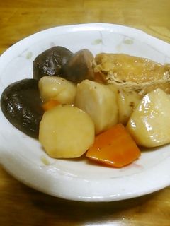 里芋、人参、しいたけと油揚げの煮物-レシピのメイン写真