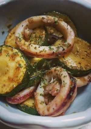 ズッキーニといかのバジル炒め-レシピのメイン写真