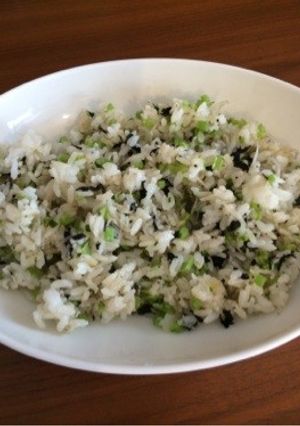 こどもも大好きしらすと大根の葉チャーハン-レシピのメイン写真