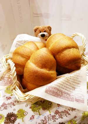 HB 小麦胚芽ロールパン♪-レシピのメイン写真