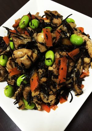 簡単！時短調理！鶏もも肉とひじきの照り煮-レシピのメイン写真