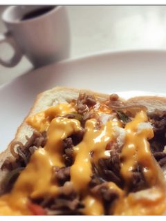牛丼Remakeトースト。•*-レシピのメイン写真