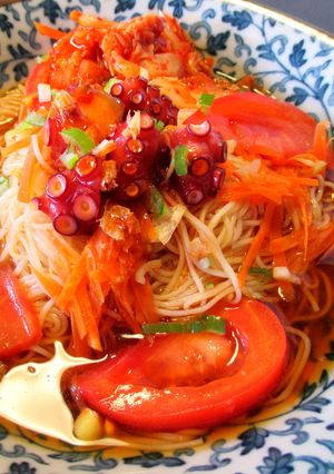 タコとトマトの韓国風和え麺-レシピのメイン写真