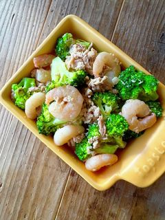 mえびとブロッコリーのガーリックサラダ-レシピのメイン写真