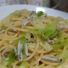 รูปของ 簡単☆春キャベツと釜あげの和風パスタ