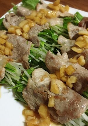 サラダ野菜炒めにも☆万能新玉ドレッシング-レシピのメイン写真