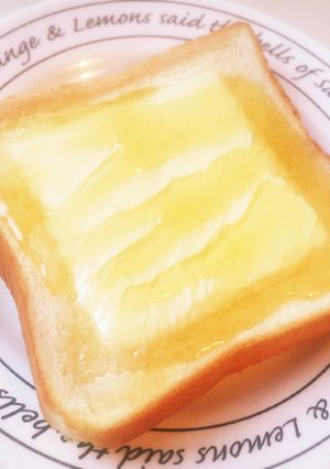 ココナッツオイルではちみつチーズトースト-レシピのメイン写真