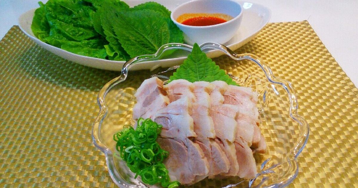 韓国料理屋さんの蒸し豚！圧力鍋で時短！ by じゅびにゃん