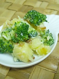 ポテトとブロッコリーのオニオンサラダ-レシピのメイン写真