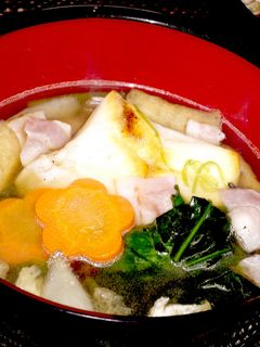 白だしでさっぱり!具だくさん雑煮(^^♪-レシピのメイン写真