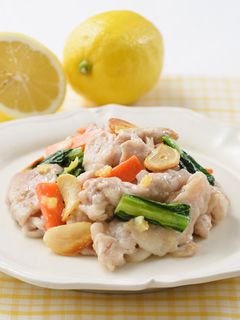 塩レモンで☆豚こまと小松菜の炒め物-レシピのメイン写真