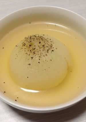新玉ねぎの丸ごとスープ-レシピのメイン写真