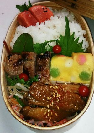お弁当に!お花模様入りだし巻き玉子-レシピのメイン写真