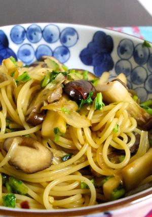 一人飯＊調味料2つ！大根葉と茸で和パスタ-レシピのメイン写真