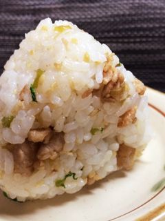 豚肉の生姜焼き風味♡おにぎりに混ぜ込んで-レシピのメイン写真