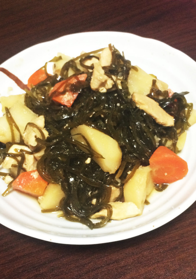 切り昆布とじゃがいもの煮物-レシピのメイン写真