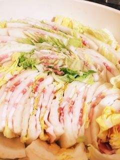 超簡単!★豚肉と白菜のミルフィーユ鍋★-レシピのメイン写真