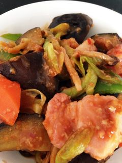 簡単!茄子と豚肉の甘辛味噌炒め-レシピのメイン写真