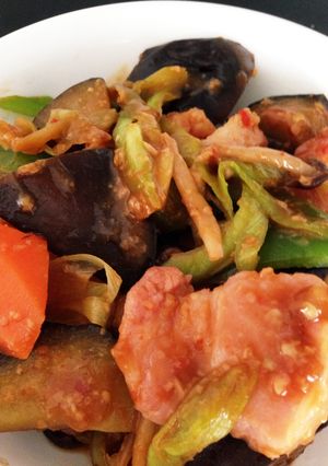 簡単！茄子と豚肉の甘辛味噌炒め-レシピのメイン写真