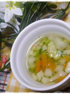 離乳食後期 にんじんじゃがブロお味噌汁-レシピのメイン写真