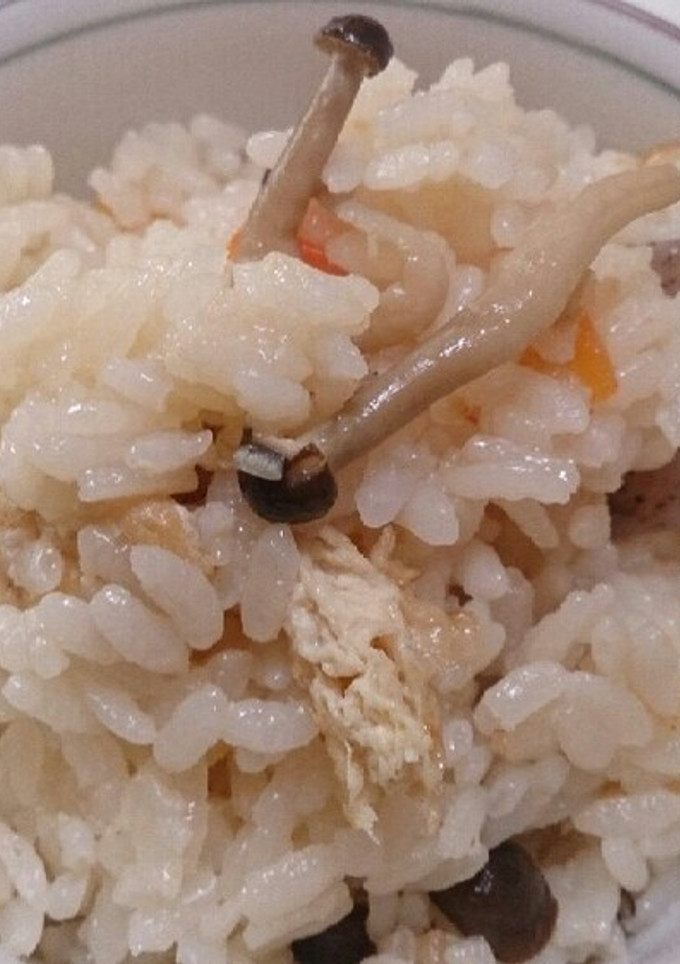 混ぜて炊くだけ。簡単炊き込みご飯-レシピのメイン写真