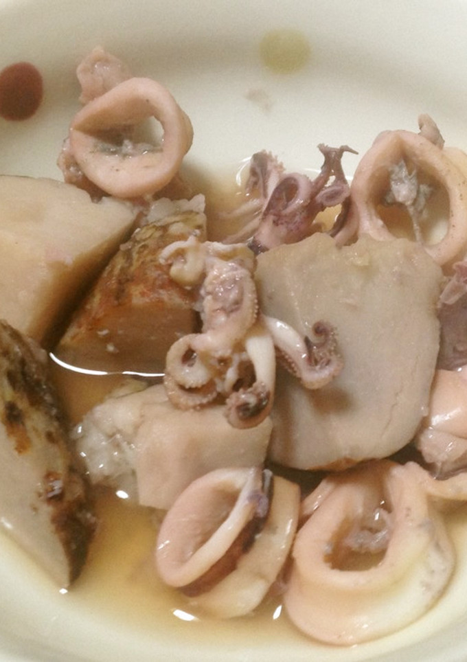 ヒイカと里芋の煮物-レシピのメイン写真
