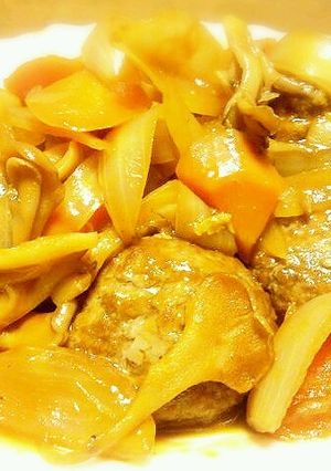 ふっくらジューシー煮込みハンバーグ-レシピのメイン写真
