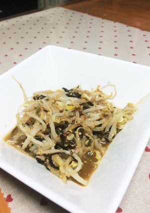 もやしと塩昆布のゴマ和え-レシピのメイン写真