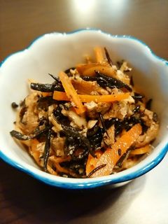 クルミで仕上げるたけのこ入りひじき煮-レシピのメイン写真