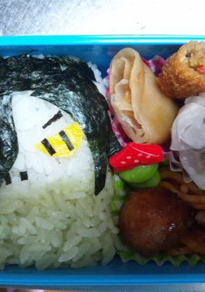 妖怪ウオッチ【オロチ】キャラ弁-レシピのメイン写真