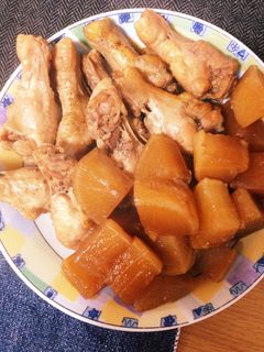 簡単☆手羽元と大根の煮物-レシピのメイン写真