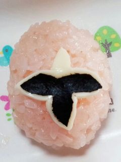 モモニンジャーおにぎり♪キャラ弁♪運動会-レシピのメイン写真