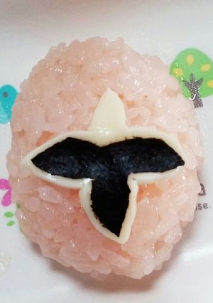 モモニンジャーおにぎり♪キャラ弁♪運動会-レシピのメイン写真